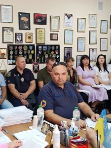 Photo 5298489231255142011 Y