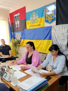 Photo 5298489231255142012 Y