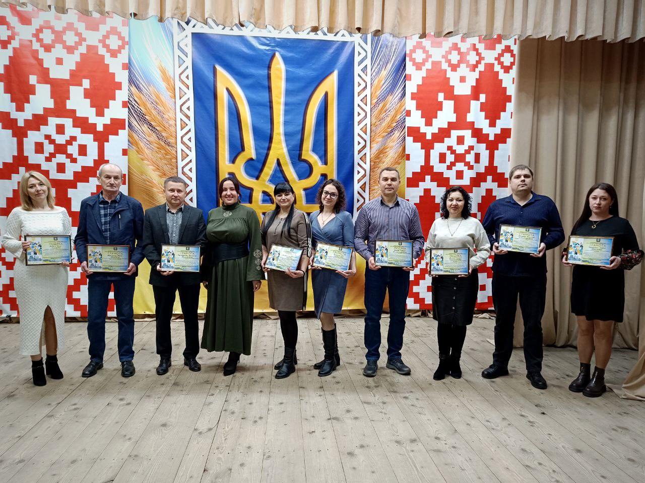 Photo 5303262060911202562 Y