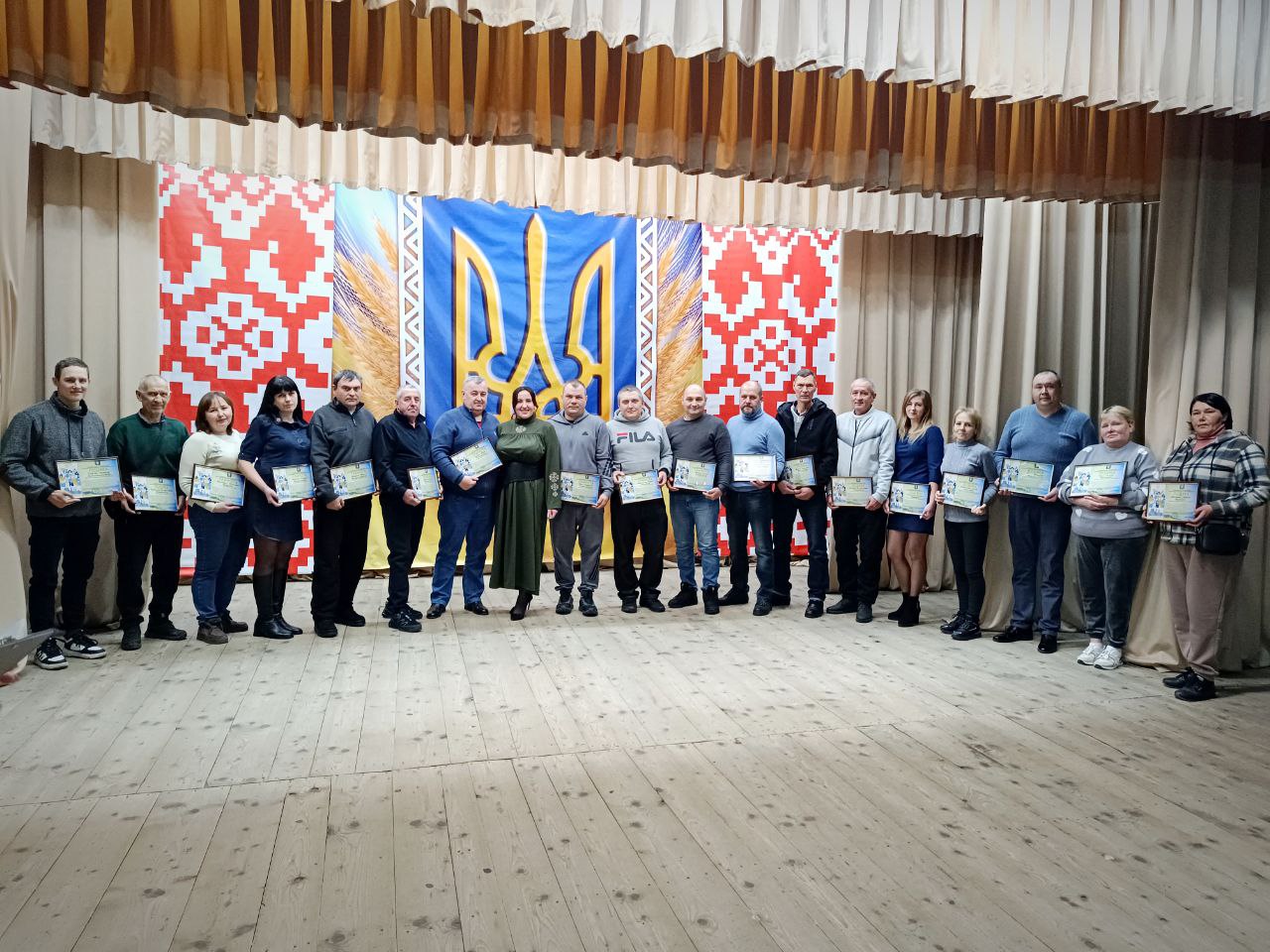 Photo 5303262060911202566 Y