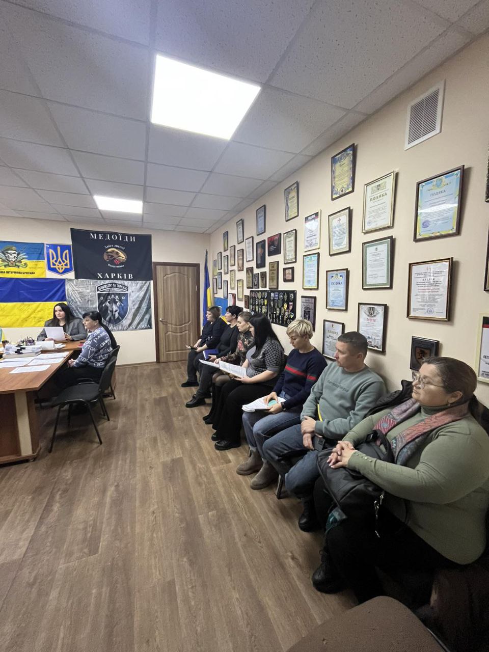 Photo 5341685254953046576 Y