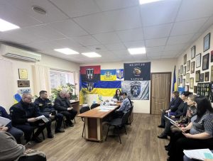 Photo 5341685254953046577 Y