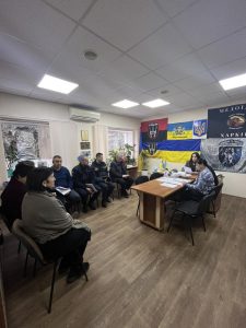 Photo 5341685254953046578 Y