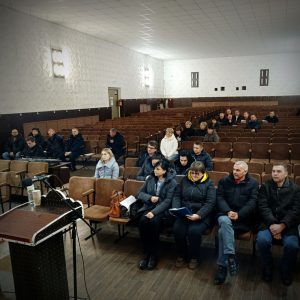 Photo 5237870956196338145 Y