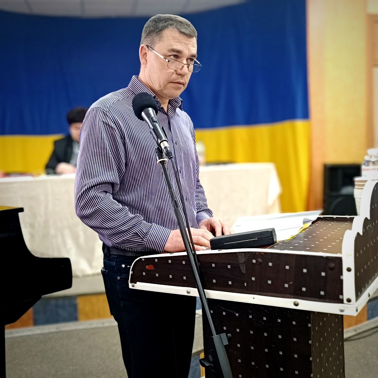 Photo 5341371726635406079 Y