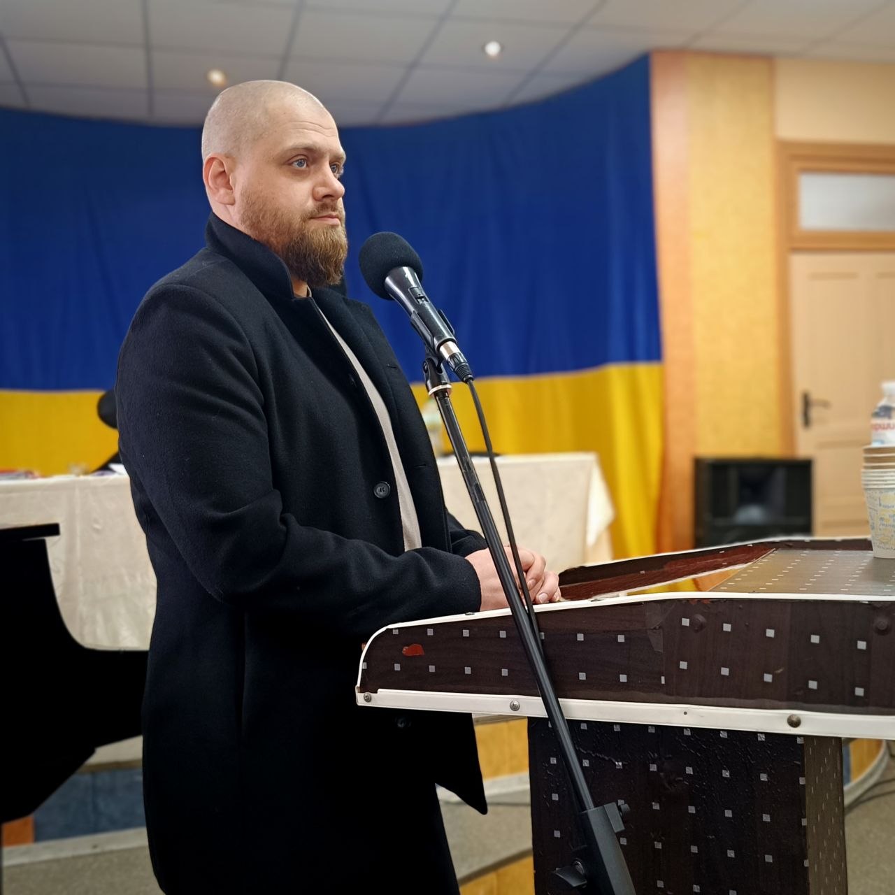 Photo 5341371726635406083 Y