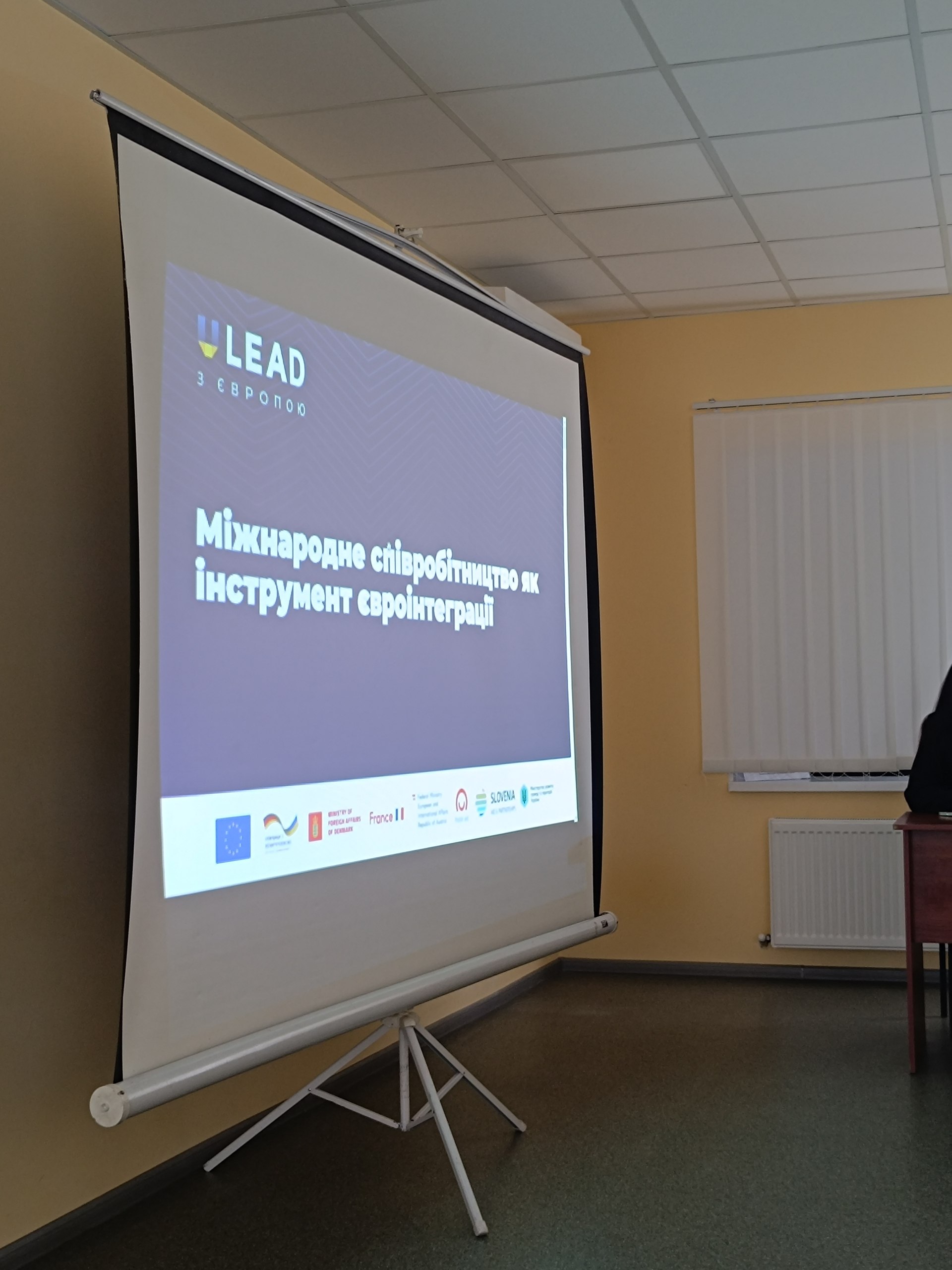 Photo 5443155613962672057 W