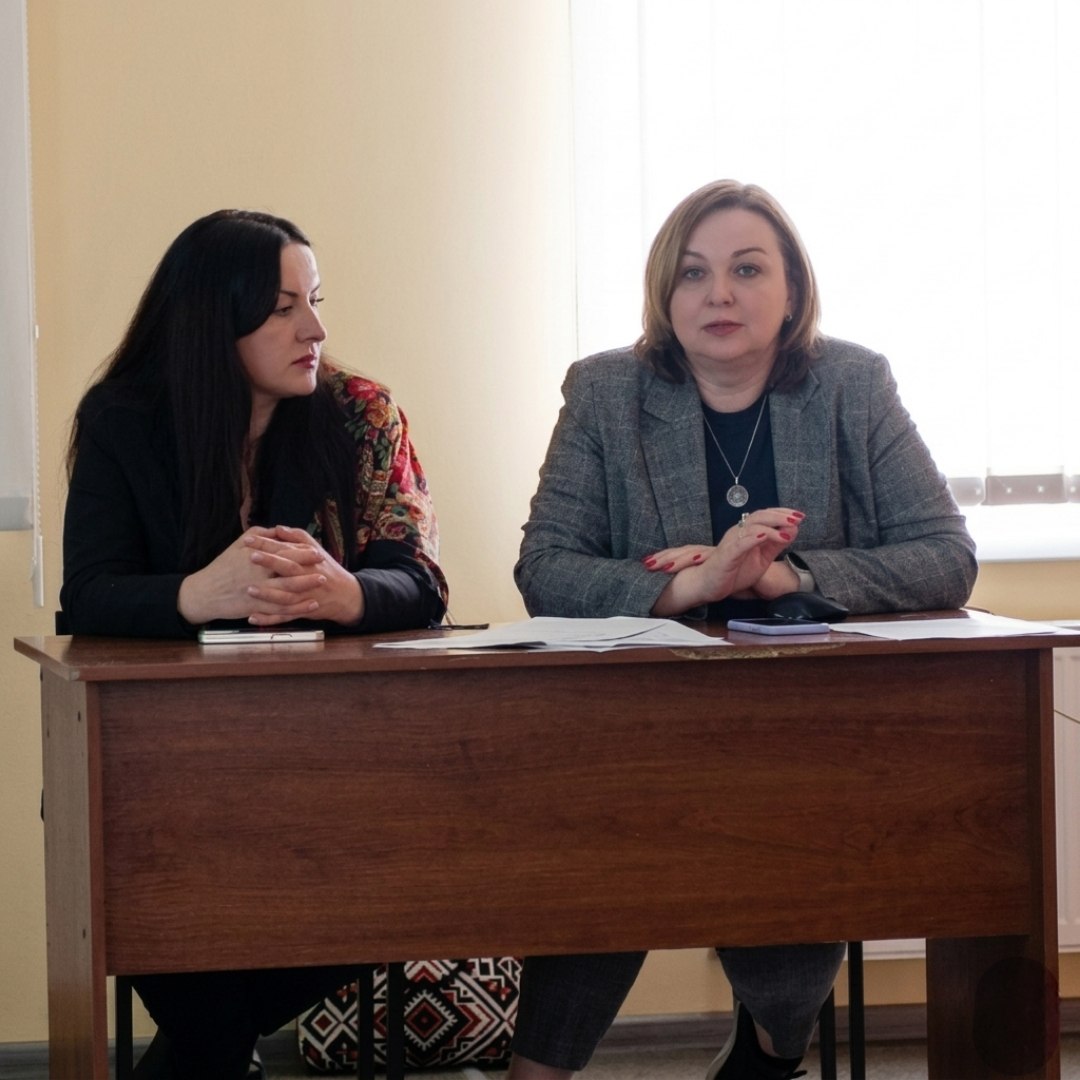 Photo 5443155613962672058 Y