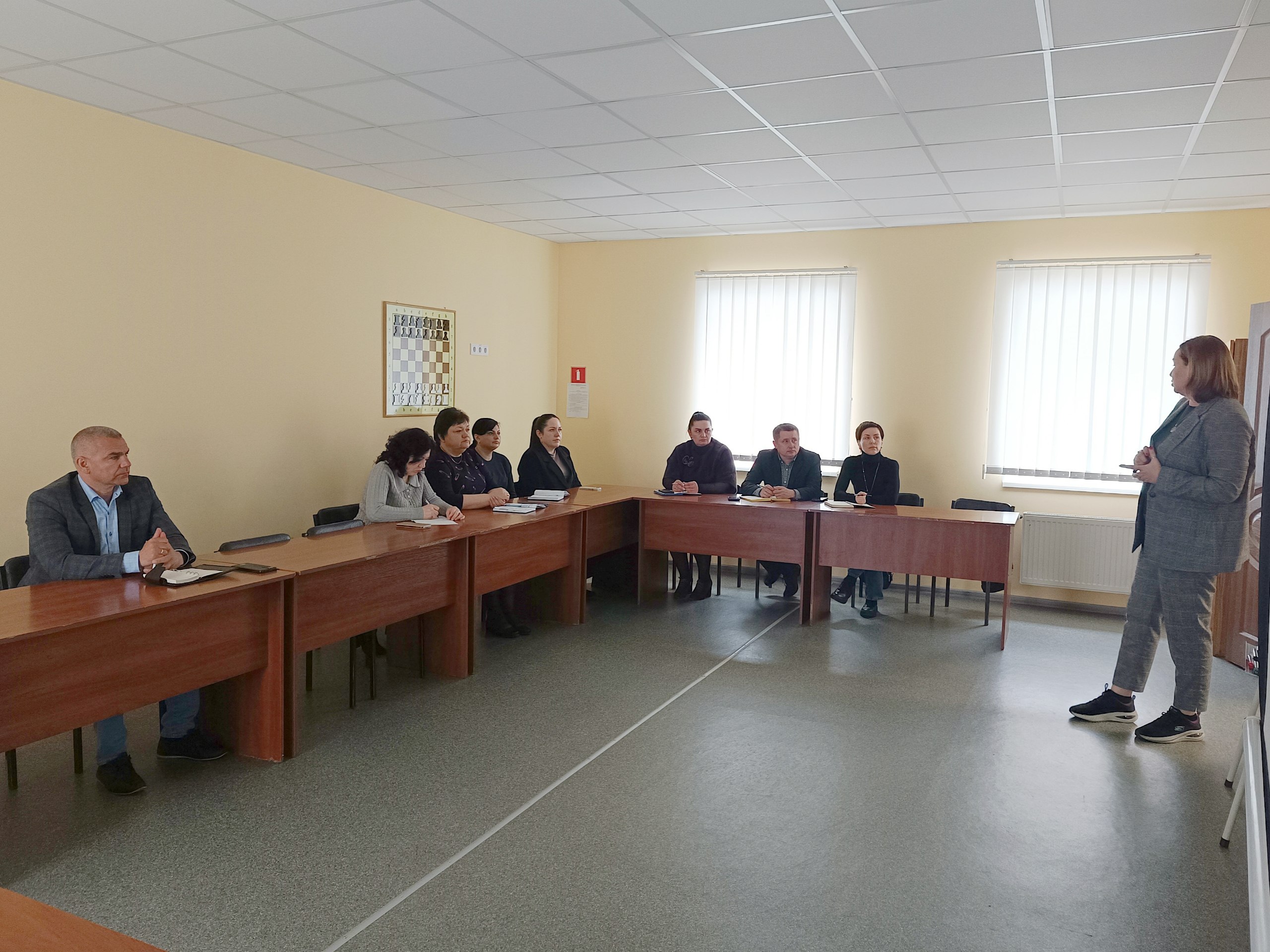 Photo 5443155613962672062 W